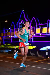 BIB: 40022
                            <button type="button" onclick="openModal(22858447)" class="btn btn-primary btn-sm float-right btn-popup" data-toggle="modal" data-target=".modal-high-quality">
                        <i class="fas fa-shopping-cart"></i> Add to Cart
                    </button>
                                            <button type="button" onclick="isThisMe(22858447, true)" class="btn btn-success btn-sm float-right btn-popup btn-isme hidden" data-toggle="tooltip" data-placement="bottom" title="นี่คือรูปของคุณใช่ไหม คลิกที่นี่เพื่อเอาเข้าอัลบั้ม">
                        <i class="fas fa-plus"></i> Add to album
                    </button>
                    <button type="button" onclick="isThisMe(22858447, false)" class="btn btn-warning btn-sm float-right btn-popup btn-isnotme hidden">
                        <i class="fas fa-ban"></i> Remove from album
                    </button>